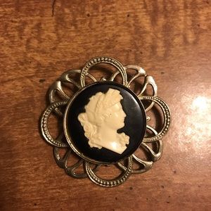 Estate find: cameo brooch